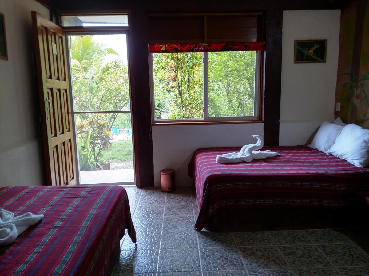 Zapote Tree Inn Flores Exterior foto